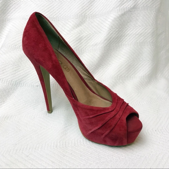 Aldo Red Suede Platform Peep Toe Stiletto Pumps - Picture 2 of 6